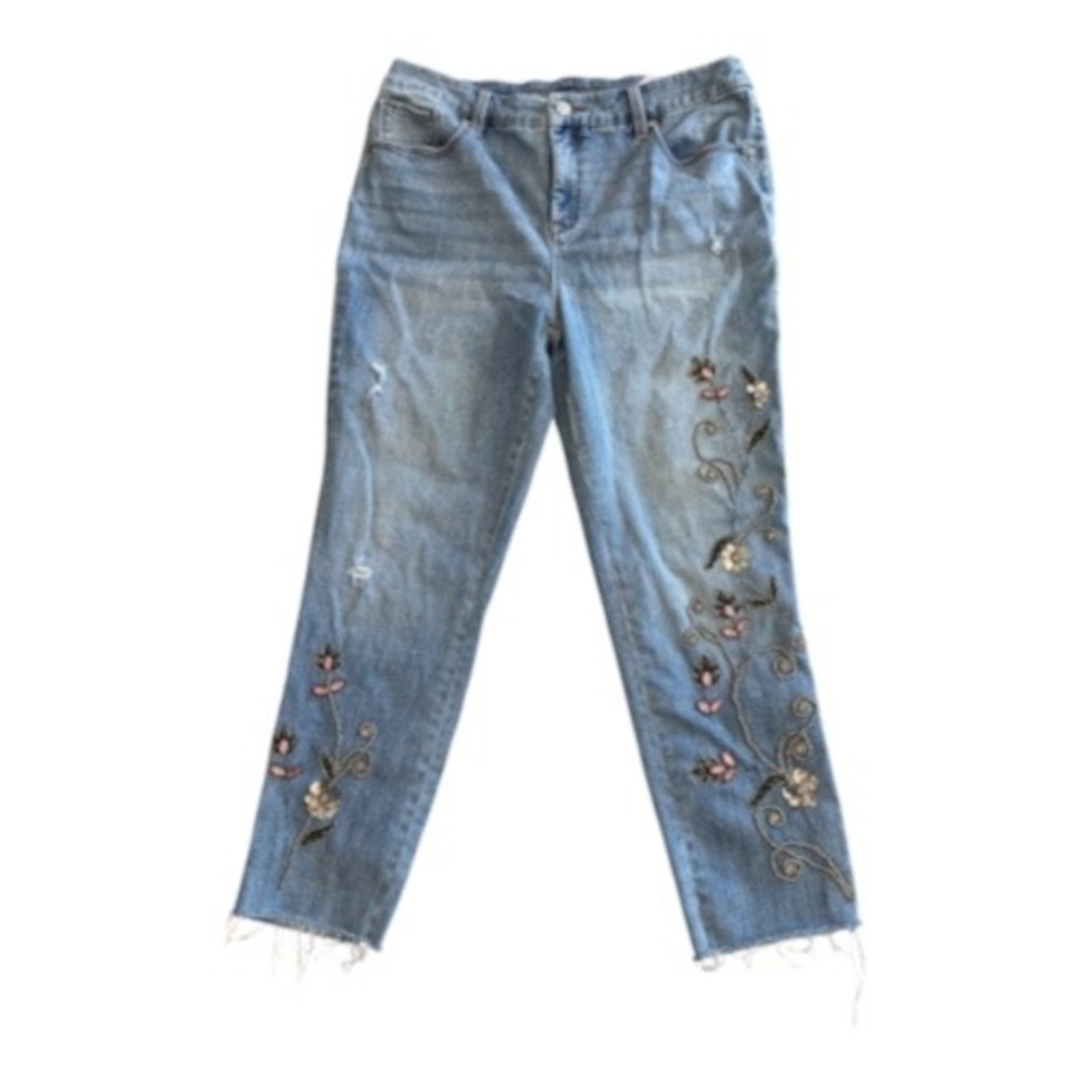 Chicos So Slimming Girlfriend Jeans 12R 2 Beaded Floral Embroidery Slim Ankle